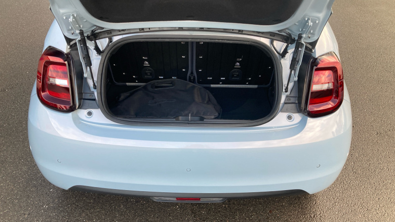 Fiat 500 87kW Icon 42kWh 2dr Auto Electric Convertible